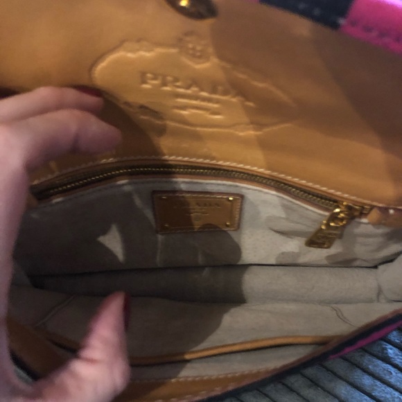 Prada clutch pink and blk stripe - Picture 3 of 3